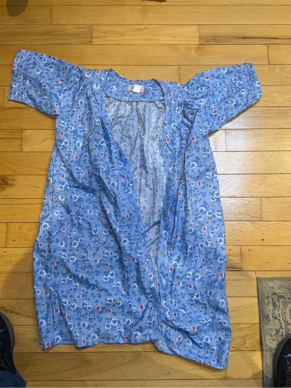 Casual Nights Women’s Button Snap Close Blue short sleeve size XL
